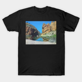 Glen Helen Gorge, Northern Territory, Australia T-Shirt